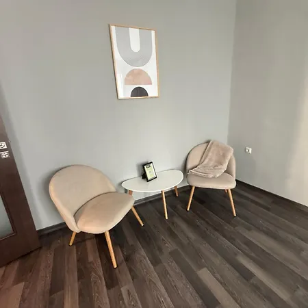 Free Parking , Modern And Comfort , 2br * סופיה