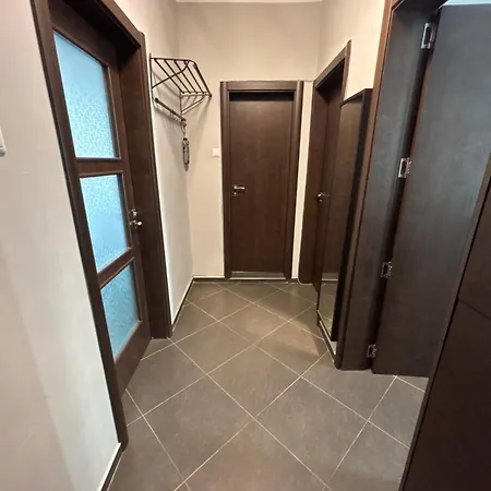 Free Parking , Modern And Comfort , 2br * סופיה