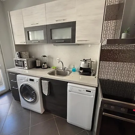 Free Parking , Modern And Comfort , 2br * סופיה